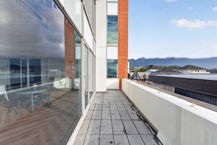 To Let Commercial Property for Rent in Kenilworth Western Cape